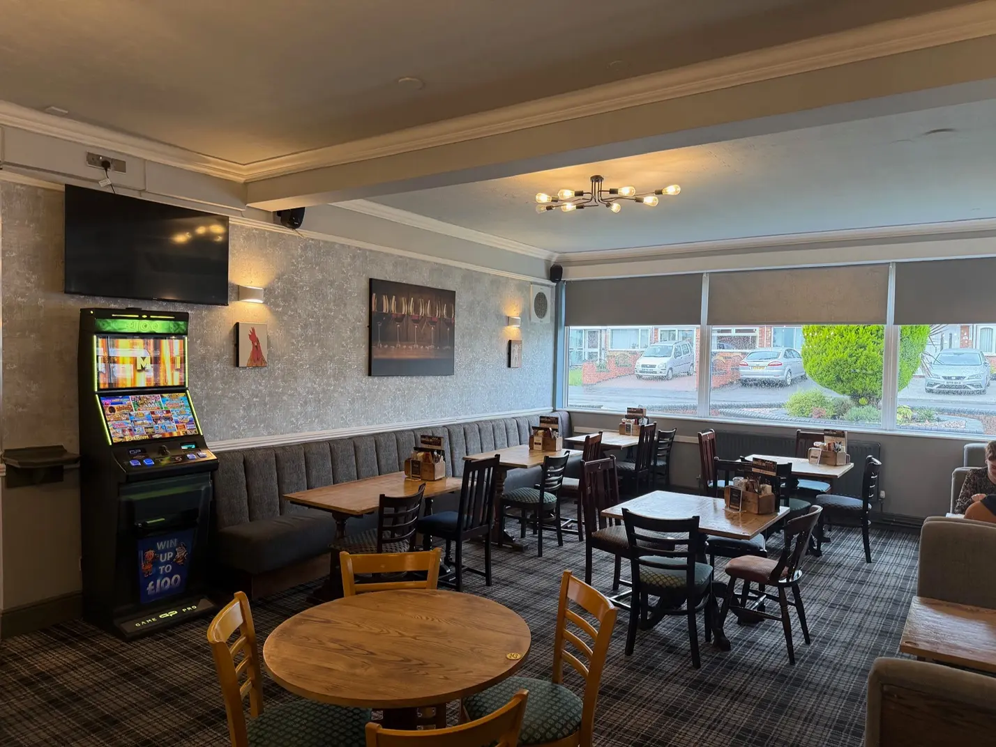 The newly decorated lounge at The Sunnyside Inn